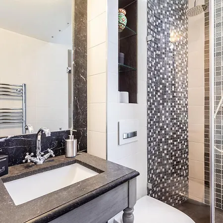 Guestready - Amelie & Eiffel, Art Of Living *