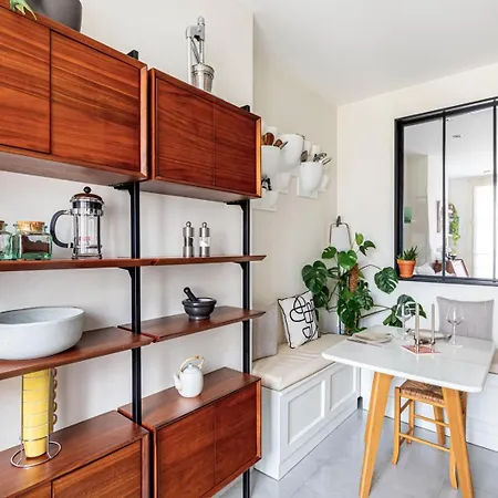 Guestready - Amelie & Eiffel, Art Of Living